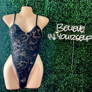 Lingerie /beautiful black babydoll